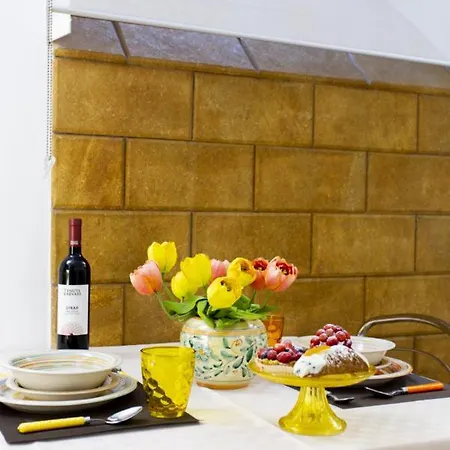 Palermo Central Holiday Apartment